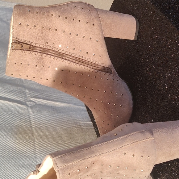 Halston Ankle Boots - Picture 3 of 5